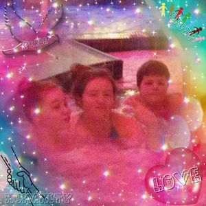 Meet your Posher, Bobbie jo